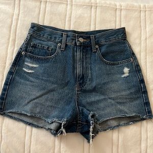 Uniqlo Dark Denim Shorts Size 24